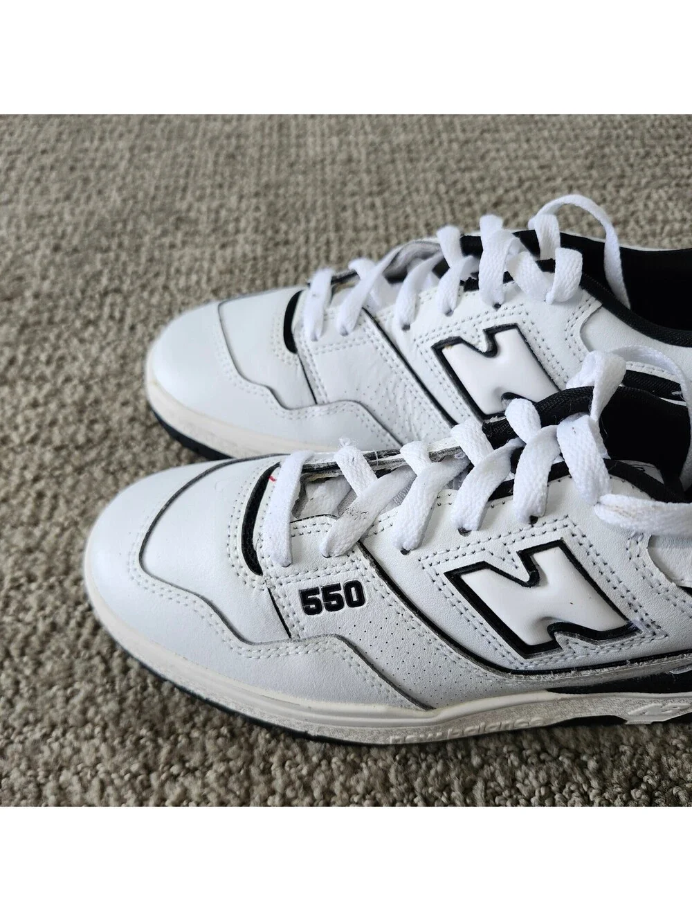 New Balance 550 White and Black Sneakers Lace Up Women's Size 8